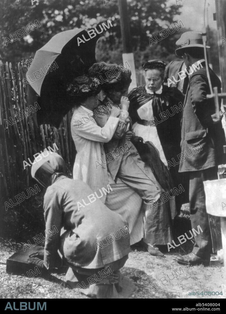 Arrest of Emmeline Pankhurst, 1913