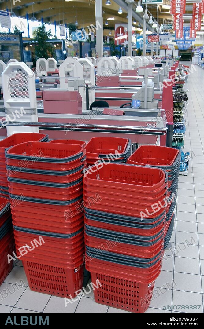 Baskets and cash registers. Eroski shopping center. Urbil. Usurbil. Guipuzcoa. Basque Country. Spain.