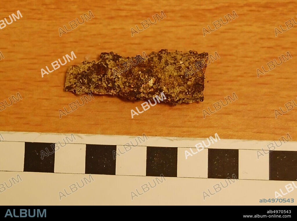 Fragment of a narrowing plate of iron, knife ?, corroded, weapon, iron, L 4.8 cm, W 2 cm, thickness 0.75 cm, Iron Age I, phase K 1100-1000 BC, Jordan.