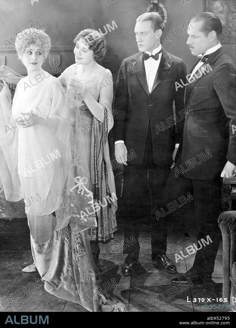 FONTAINE LA RUE and JACK HOLT in THE LOST ROMANCE, 1921, directed by WILLIAM C. DE MILLE. Copyright FAMOUS PLAYERS-LASKY FILM CORPORATION.