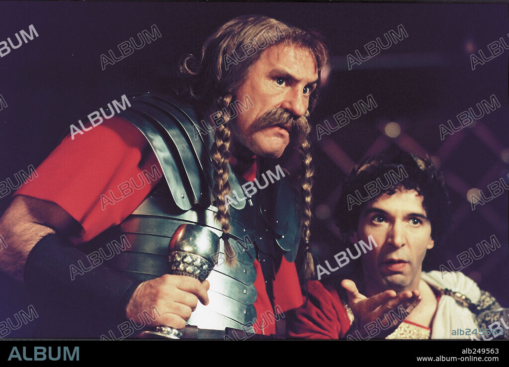 GERARD DEPARDIEU et ROBERTO BENIGNI dans ASTERIX ET OBELIX CONTRE CESAR, 1999, réalisé par CLAUDE ZIDI. Copyright RENN PRODUCTIONS / GEORGE, ETIENNE.