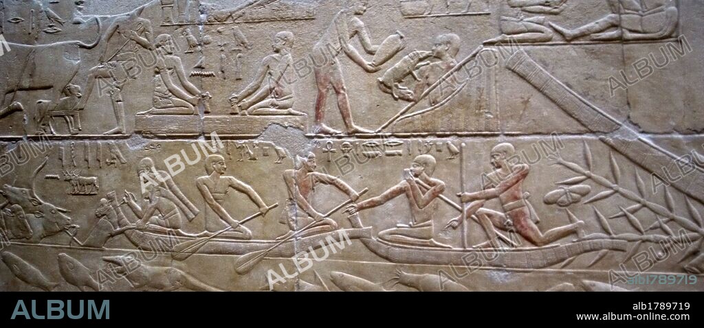 ARTE EGIPCIO. EGIPTO. MASTABA DE KAGEMNI o MENI. Tumba de un alto funcionario de la VI DINASTIA. IMPERIO ANTIGUO. Su interior se encuentra decorado con relieves menfitas. Detalle relieve policromado con escena de PESCA. NECROPOLIS DE SAKKARA.