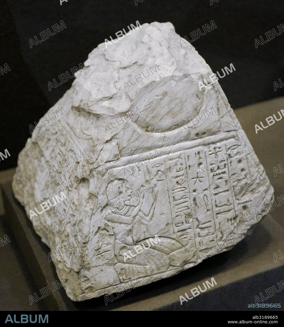 Arte Egipcio. Piramidión de la tumba de Raa-bye. Piedra caliza. The State Hermitage Museum. San Petersburgo. Rusia.