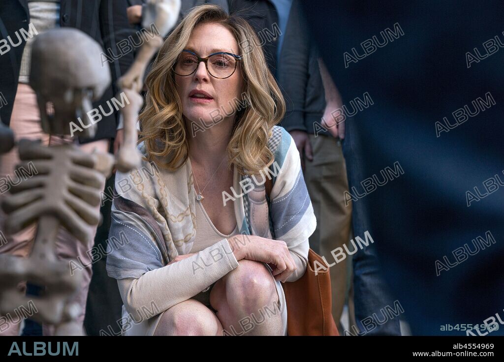 JULIANNE MOORE in GLORIA BELL, 2018, directed by SEBASTIAN LELIO. Copyright Filmnation Entertainment / Fabula.
