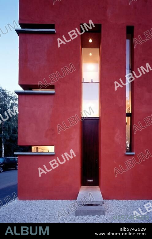 Dortmund, Leierweg / Das Rote Haus Aufnahmeformat: 6 × 9 cm.