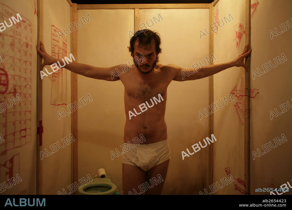 KUNO BECKER in ESPACIO INTERIOR, 2012, directed by KAI PARLANGE TESSMAN. Copyright GLORIETA FILMS/SIN SENTIDO FILMS.