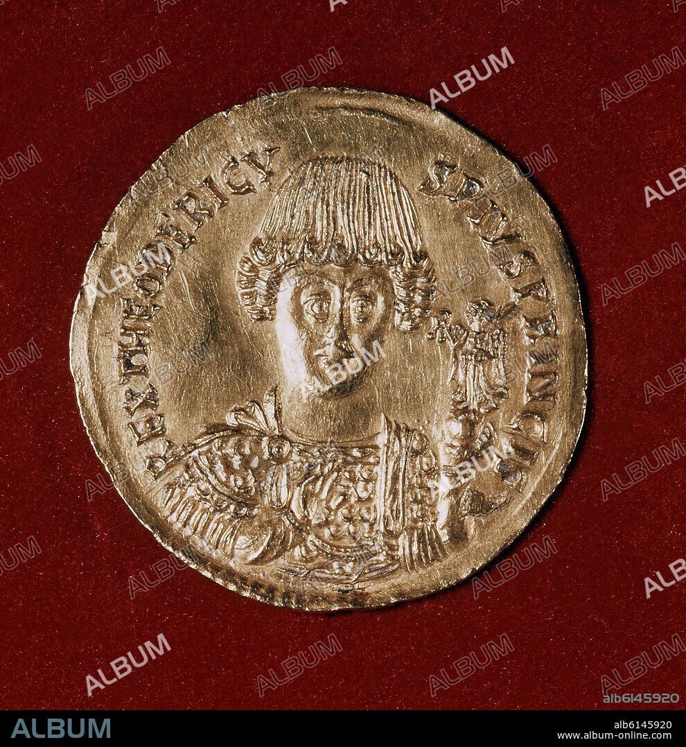 *MONEDA DE ORO DE TEODORICO.