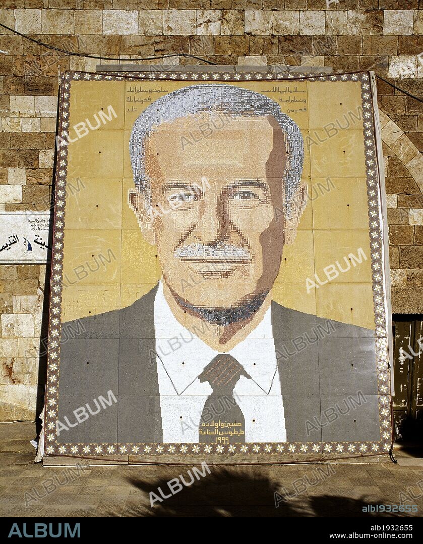 HAFEZ AL-ASSAD (1930-2000). Presidente de la República Arabe Siria, desde 1971. Cartel propagandístico del régimen sírio, en la ciudad de Damasco. Siria.