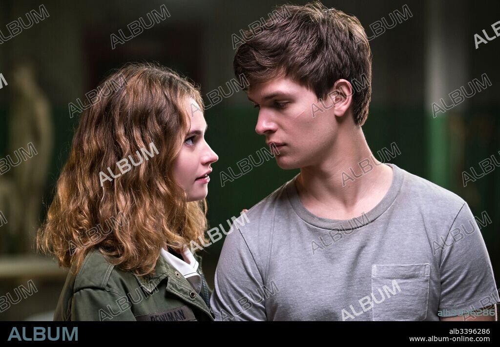 ANSEL ELGORT und LILY JAMES in BABY DRIVER, 2017, unter der Regie von EDGAR WRIGHT. Copyright TRISTAR PICTURES.
