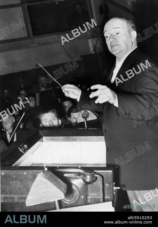 Kleiber, Erich ; chef d'orchestre autrichien ; Vienne 5.8.1890 - Zürich 27.1.1956. Erich Kleiber dirigeant. Photographie, v. 1935.