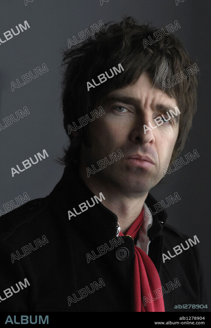 Nov 09, 2006; Toronto, ON, Canada; Oasis guitarist, NOEL GALLAGHER, photographed at the Four Seasons Hotel in Toronto. Mandatory Credit: Photo by Lucas Oleniuk/Toronto Star/ZUMA Press. (ï¿) Copyright 2006 by Toronto Star. 09/11/2006
