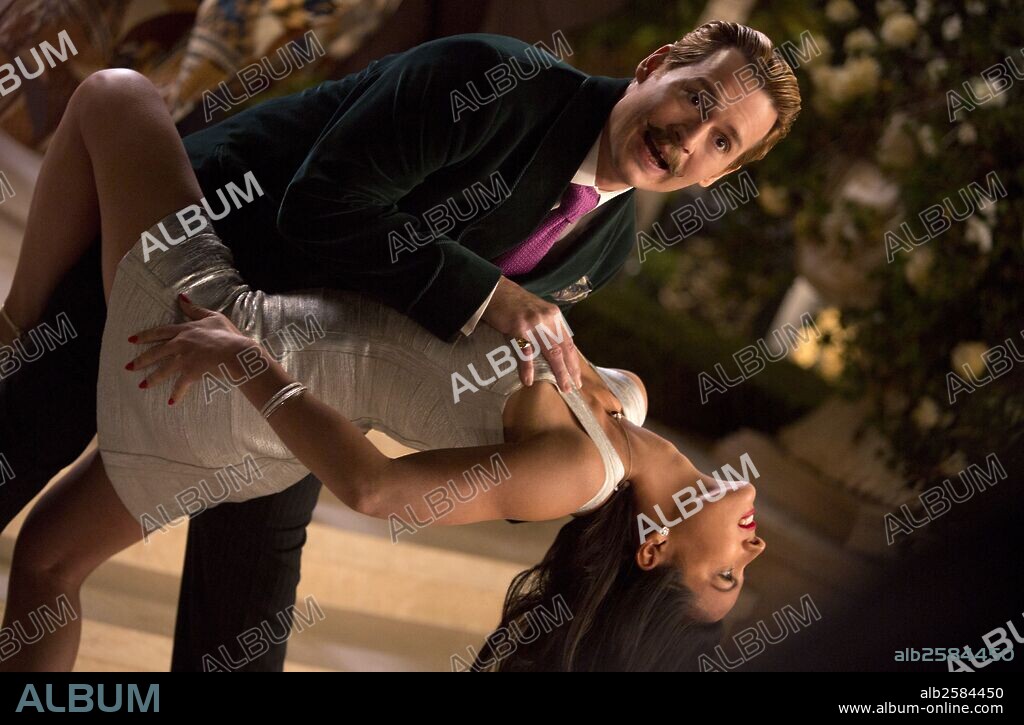 JOHNNY DEPP and OLIVIA MUNN in MORTDECAI, 2015, directed by DAVID KOEPP. Copyright MAD CHANCE.