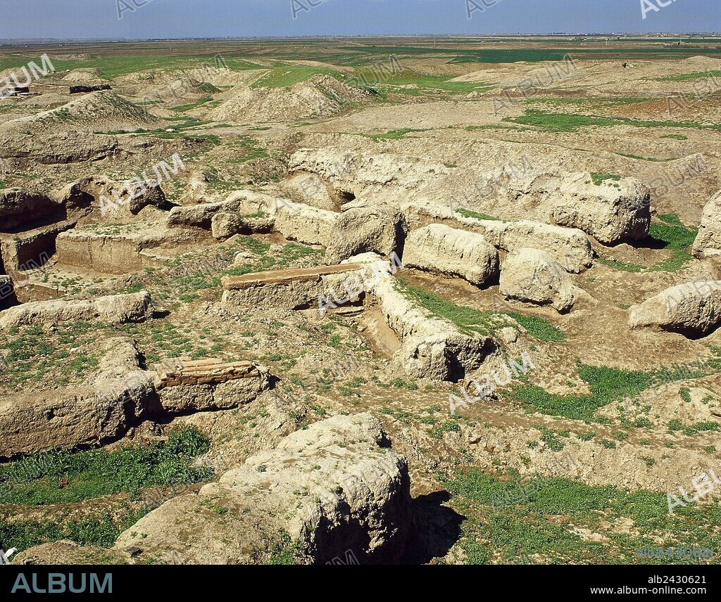 Mesopotamia. Bronze Age. Mari (modern Tell Hariri). Ancient Semitic city, on the right bank of the Euphrates river. It was founded by 2900 BC. View of the archaeological site. Syria. (Photo taken before the Syrian Civil War).