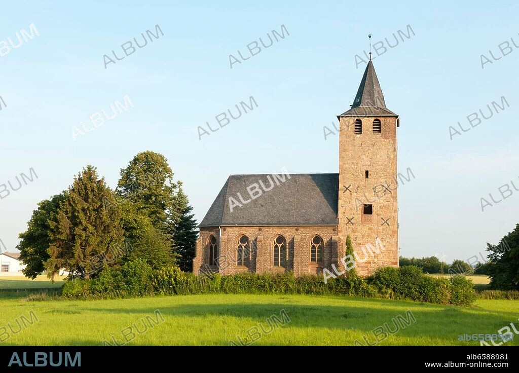 Deutschland, NRW, Kreis Düren, Düren-Distelrath, Ühledömche (Eulendom), das älteste erhaltene mittelalterliche Bauwerk in Düren aus dem 11./12. Jahrhundert.