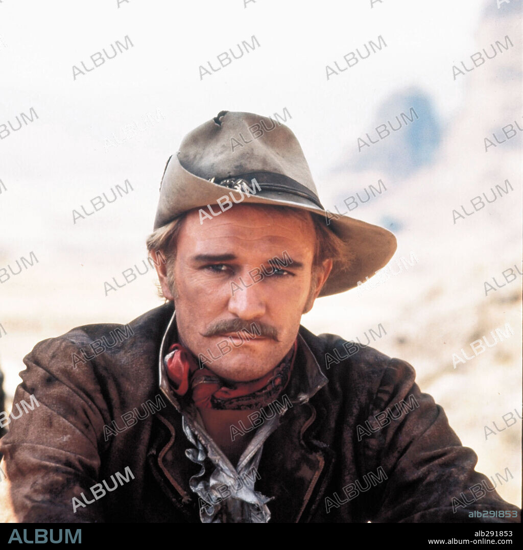 RICHARD HARRIS dans MAJOR DUNDEE, 1965, réalisé par SAM PECKINPAH. Copyright COLUMBIA PICTURES.