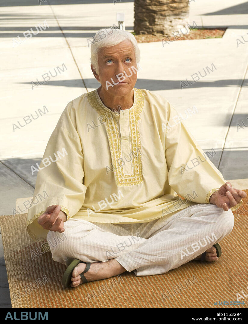 DICK VAN DYKE in MURDER 101: NEW AGE-TV, 2008, directed by DAVID S. CASS SR.. Copyright grand army entertainment/hallmark channel, the.