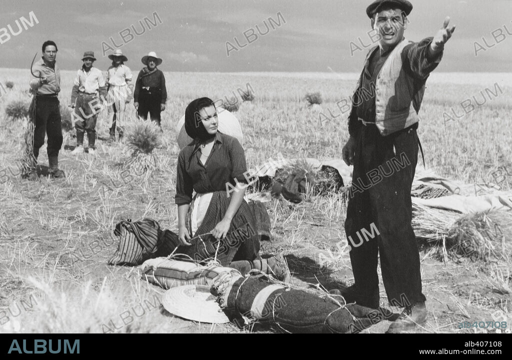 CARMEN SEVILLA en LA VENGANZA, 1958, dirigida por JUAN ANTONIO BARDEM. Copyright SUEVIA FILMS.