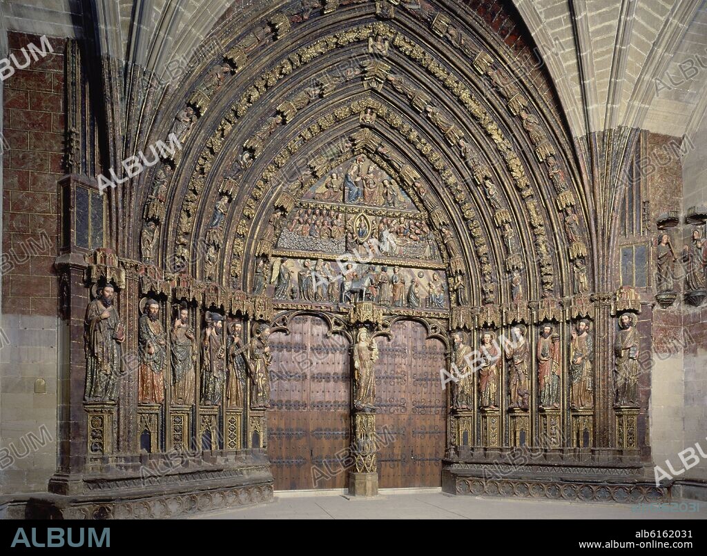PORTADA GOTICA DE LA IGLESIA DE SANTA MARIA DE LOS REYES - SIGLO XIV.