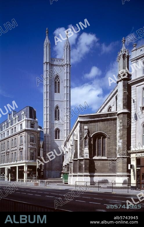 London, England. St Mary Aldermary, rebuilt after London's Great Fire of. 1666. Architect: Sir Christopher Wren. Exterior view of St Mary Aldermary. Photo, film size: 6 × 9 cm.