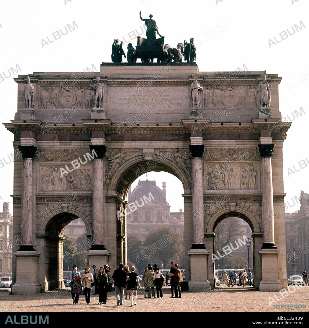 CHARLES PERCIER 1764-1838 PIERRE FONTAINE. ARCO DEL CARROUSEL 1806-1808 MANDADO CONSTRUIR POR NAPOLEON BONAPARTE PARA CONMEMORAR SUS VICTORIAS MILITARES - FOTO AÑOS 60.