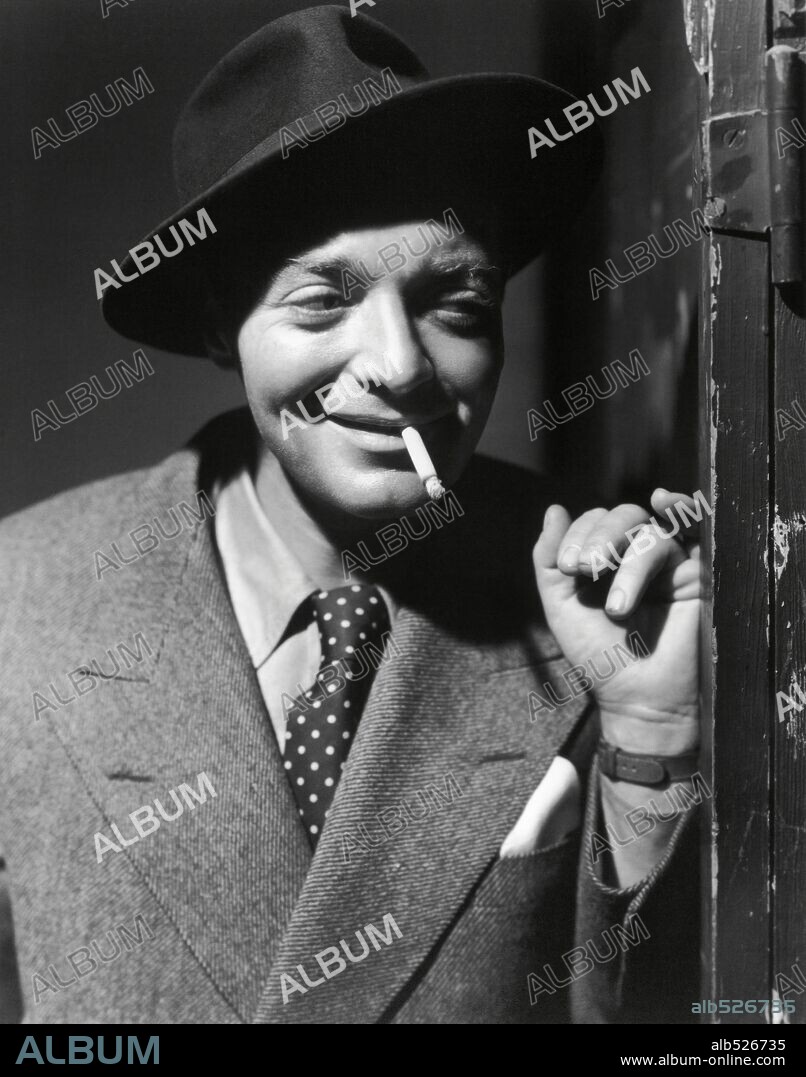 PETER LORRE in THE MALTESE FALCON, 1941, directed by JOHN HUSTON. Copyright WARNER BROS/FIRST NATIONAL / FRYER, ELMER.
