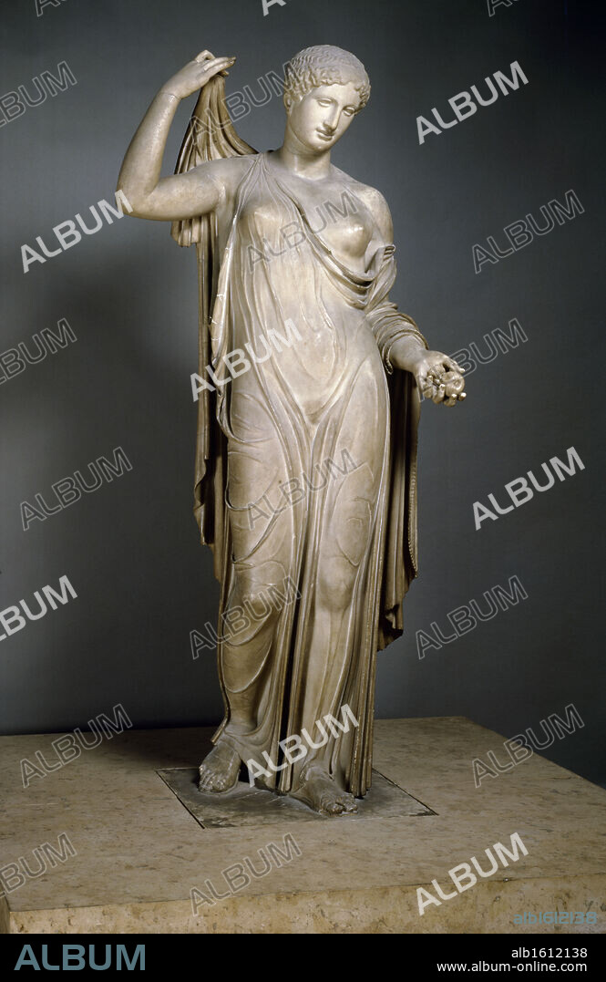 GREEK ART. Venus Genitrix, statue, France, Paris, Musee du Louvre.