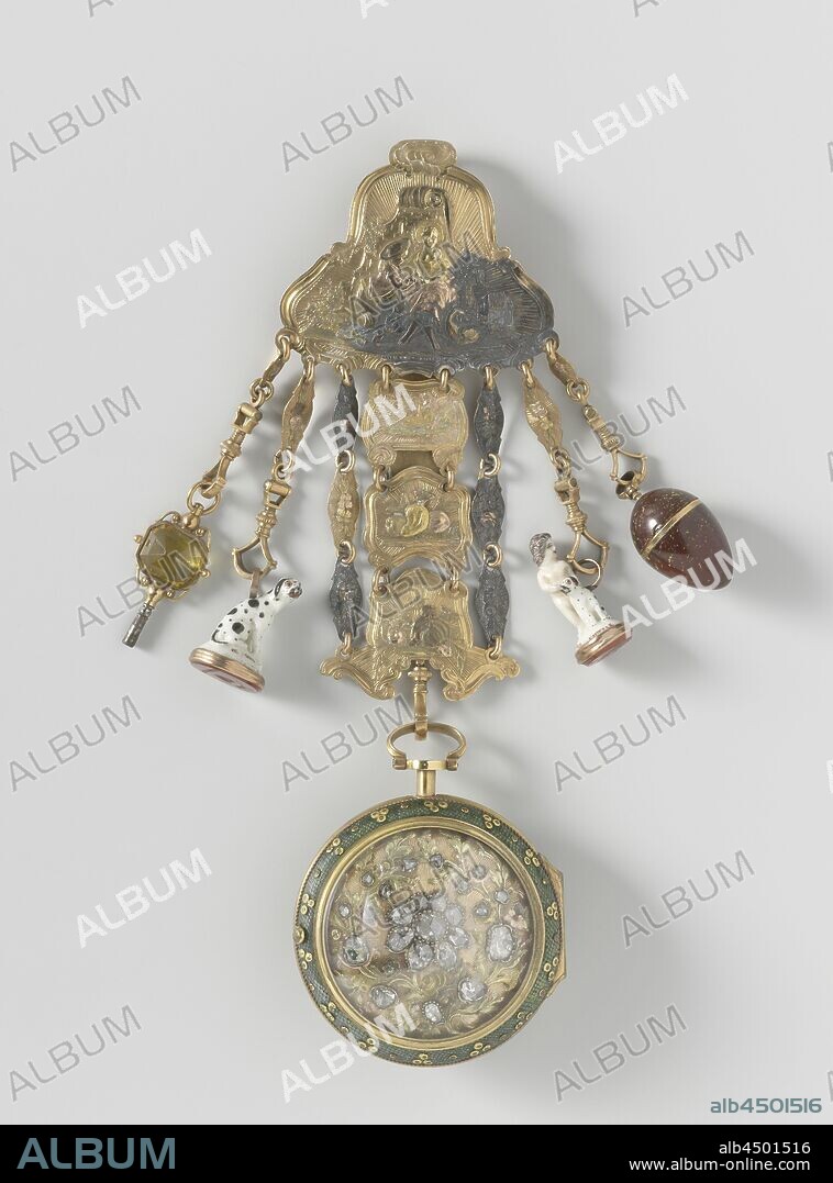 Pocket watch, Gold watch on chatelaine, Gold watch on chatelaine. The case is decorated with a flower wreath of gold in 3 colors and set with diamonds. On the golden chatelaine are a representation of a shepherd and a shepherdess. It is in a case of green seal skin., Jean Baptiste Baillon, Paris, c. 1755, gold (metal), diamond (mineral), sealskin, d 4.5 cm.