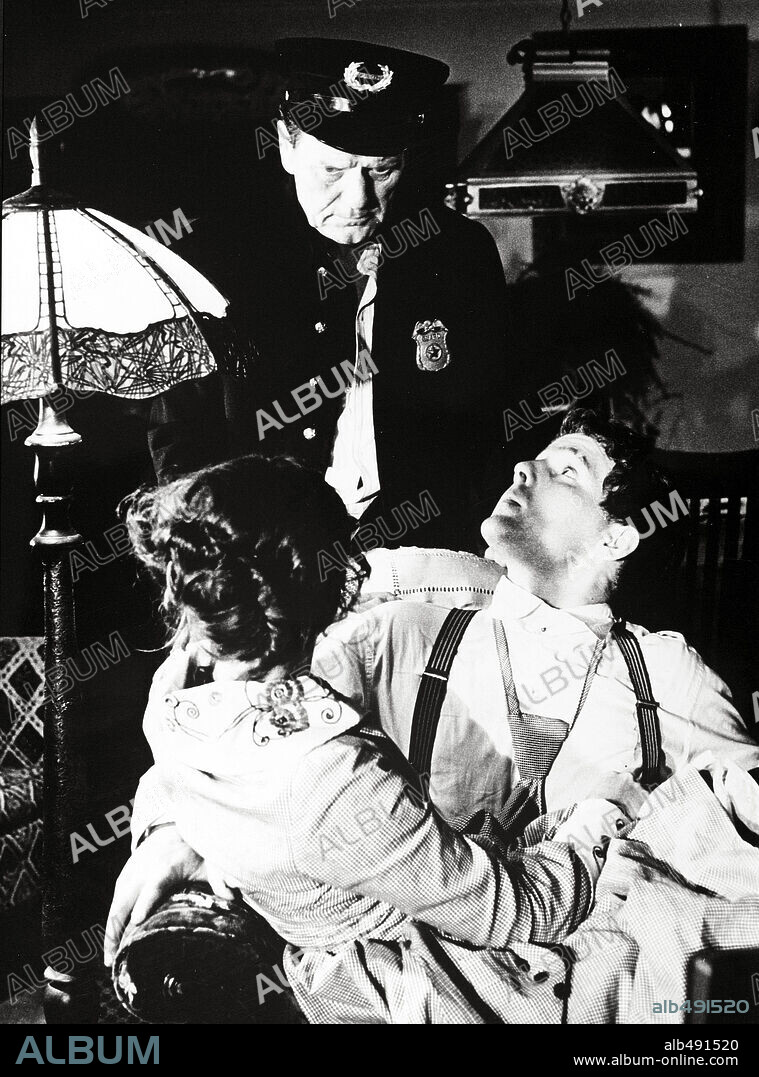 CHARLES McGRAW and TIMOTHY BOTTOMS in JOHNNY GOT HIS GUN, 1971, directed by DALTON TRUMBO. Copyright WORLD ENTERTAIMENT.