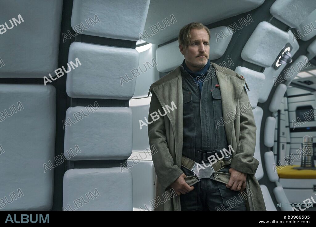 WOODY HARRELSON en HAN SOLO: UNA HISTORIA DE STAR WARS, 2018 (SOLO: A STAR WARS STORY), dirigida por RON HOWARD. Copyright Lucasfilm/Walt Disney Productions.
