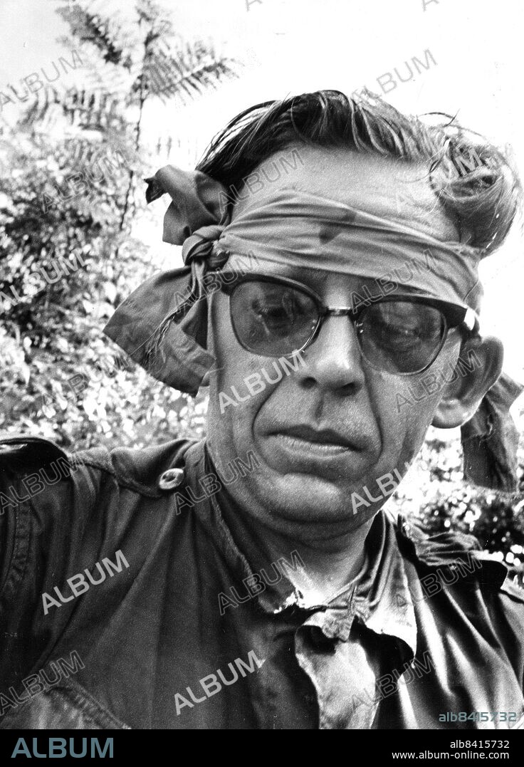 ** SVD OUT **. VIETNAM 1966. Journalisten Sven Öste i Vietnam. Öste var medarbetare i Dagens Nyheter 1950-90.. Foto: Dagens Nyheter Kod: 192 COPYRIGHT SCANPIX.