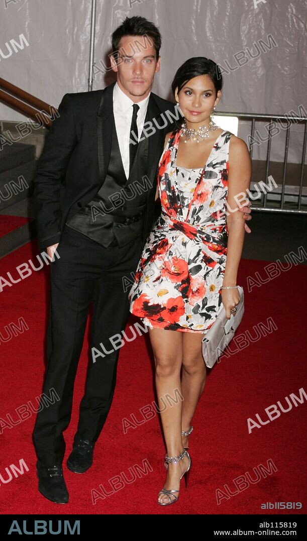 REENA HAMMER y VENUS WILLIAMS. May 05, 2008 - New York, NY, USA - Actor JONATHAN RHYS MEYERS and girlfriend REENA HAMMER at the 'Superheroes: Fashion and Fantasy' Costume Institute Gala held at the Metropolitan Museum of Art. 05/05/2008