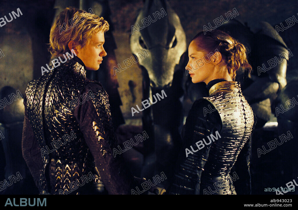 ED SPELEERS and SIENNA GUILLORY in ERAGON, 2006, directed by STEFEN FANGMEIER. Copyright 20TH CENTURY FOX / APPLEBY, DAVID.