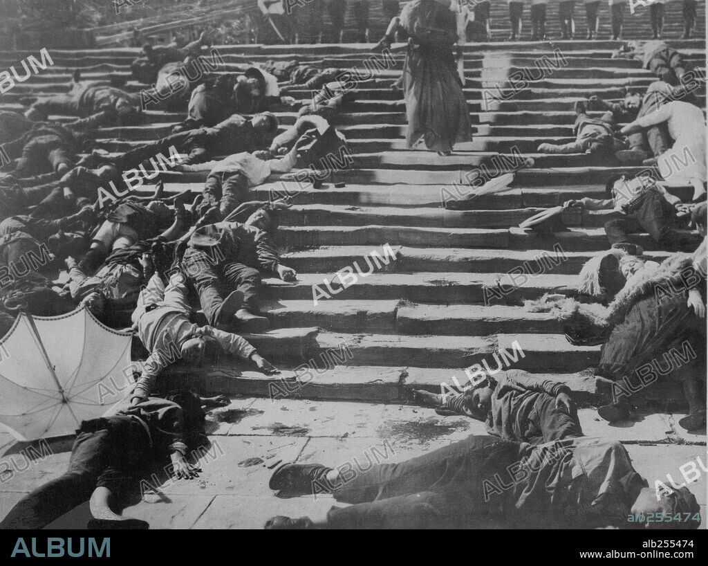 EL ACORAZADO POTEMKIN, 1925 (BRONENOSETS POTYOMKIN), dirigida por SERGEI M. EISENSTEIN. Copyright GOSKINO.
