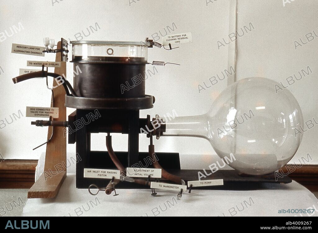 Wilson's cloud chamber, c1927. Charles Thompson Rees Wilson (1869-1959), Scottish nuclear and atomic physicist, was award the 1927 Nobel prize for Physics for the invention of his cloud chamber, used for the study of radioactivity, X-rays, cosmic rays, and various muclear phenomena.