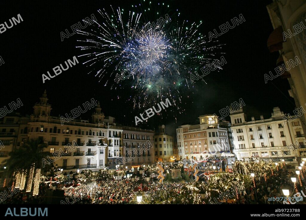 Cordoba, 01/01/07. New Year's Eve bells from the Plaza de las Tendillas beginning the New Year.