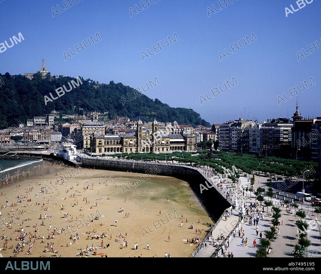 CASCO VIEJO Y PARTE DE LA PLAYA DE LA CONCHA - FOTO AÑOS 80.