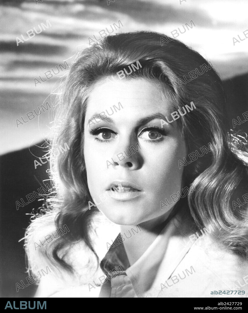 ELIZABETH MONTGOMERY in BEWITCHED, 1964, directed by IDA LUPINO, RICHARD MICHAELS and WILLIAM ASHER. Copyright COLUMBIA PICTURES.