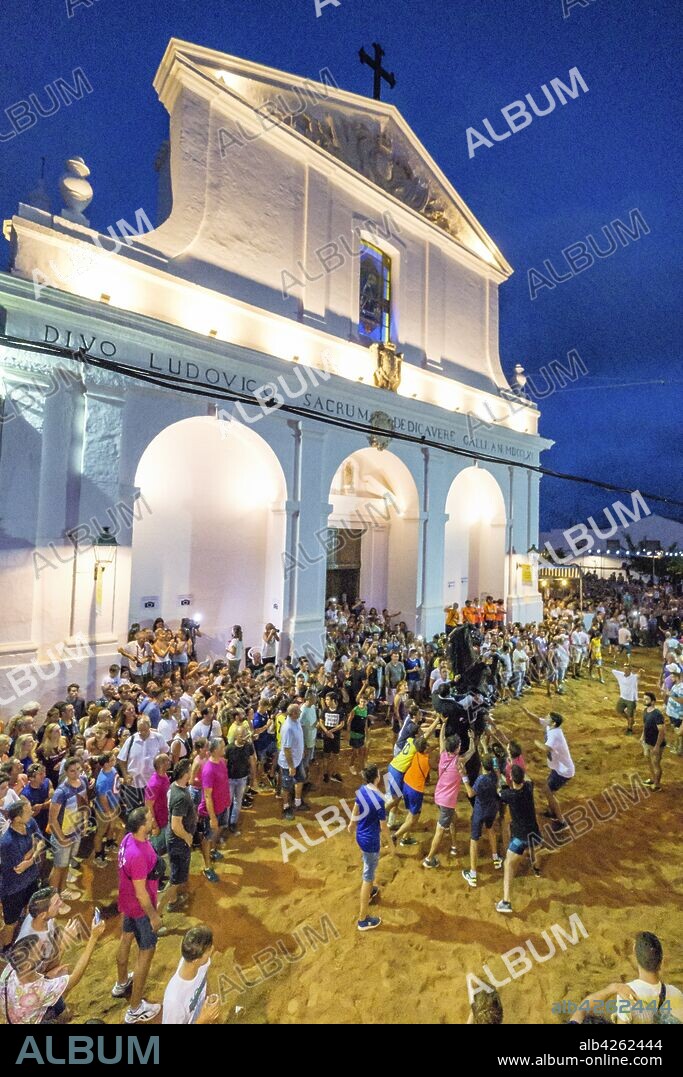 Jaleo, danza tradicional con caballos, originaria del siglo XIV, fiestas de Sant Lluís, Iglesia Parroquial de Sant Lluís, estilo neoclásico, realizado por Antoine D'Allemand, siglo XVII , Menorca, balearic islands, Spain.