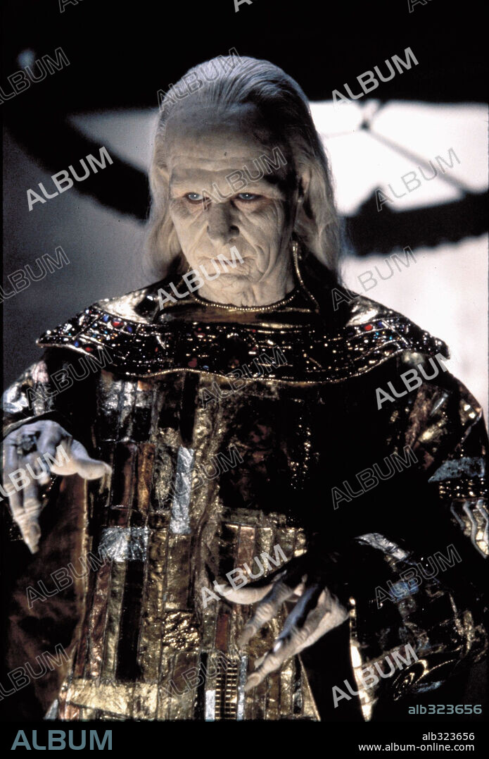 GARY OLDMAN dans DRACULA, 1992, réalisé par FRANCIS FORD COPPOLA. Copyright COLUMBIA PICTURES / NELSON, RALPH.