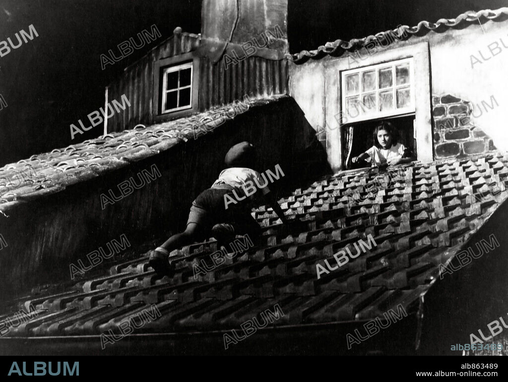 ANIKI BOBO, 1942, directed by MANOEL DE OLIVEIRA. Copyright LOPEZ RIBEIRO FILMES.