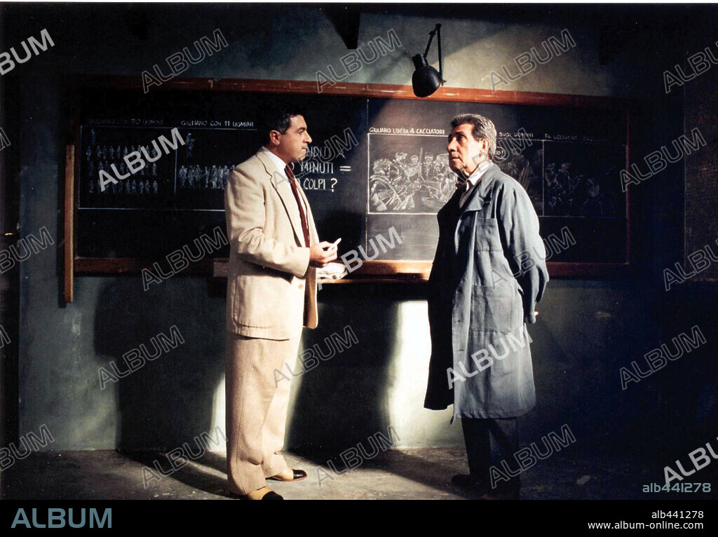 SECRET FILE, 2003 (SEGRETI DI STATO), directed by PAOLO BENVENUTI. Copyright FANDANGO.