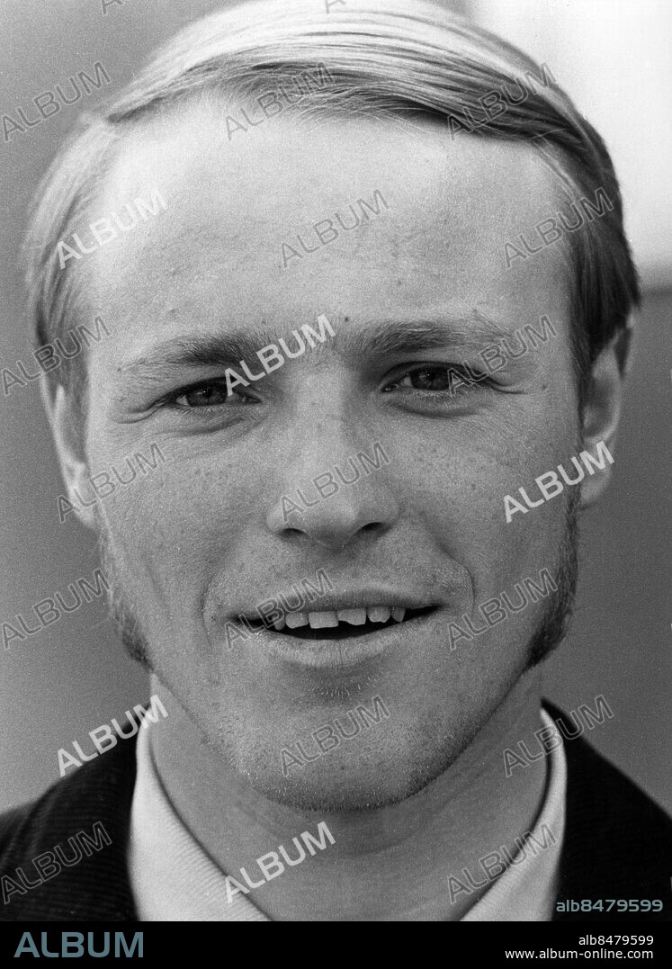 ARKIV omkring 1970.. Lennart Norberg, ishockeyspelare, forward. Norberg värvades från IF Älgarna i hemstaden Härnösand till Timrå IK. Senare blev han en viktig spelare då IF Björklöven etablerade sig i Elitserien. Han tog brons vid OS i Lake Placid 1980. Foto: Pressens Bild / TT / Kod: 194.
