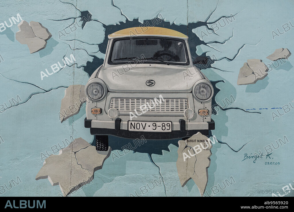Test the Rest, Birgit Kinder, Berlin Wall, Federal Republic of Germany.
