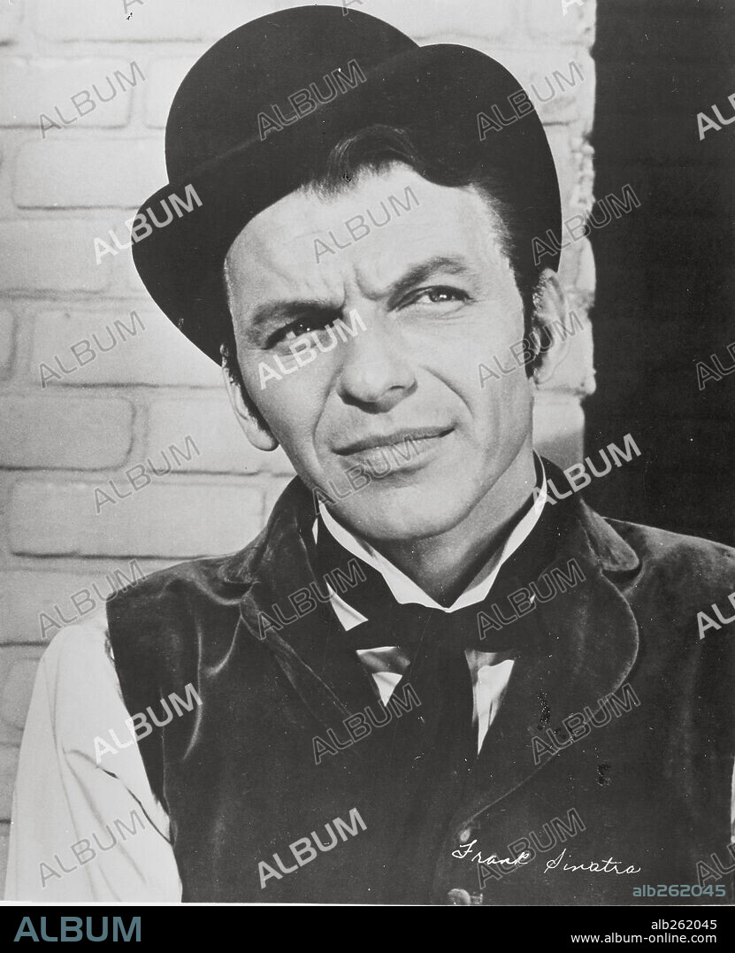 FRANK SINATRA in AROUND THE WORLD IN EIGHTY DAYS, 1956, directed by MICHAEL ANDERSON. Copyright UNITED ARTISTS.