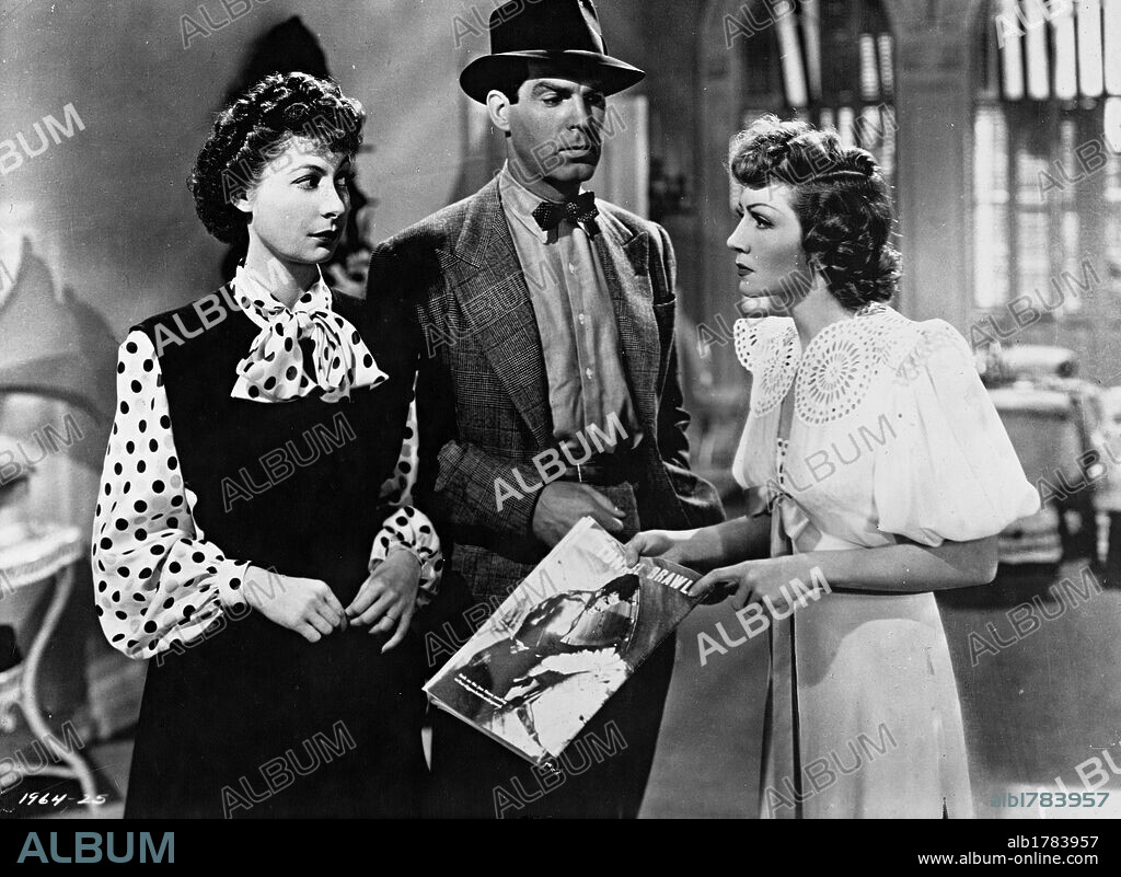 CLAUDETTE COLBERT, FRED MACMURRAY and ILKA CHASE in NO TIME FOR LOVE, 1943, directed by MITCHELL LEISEN. Copyright PARAMOUNT PICTURES.