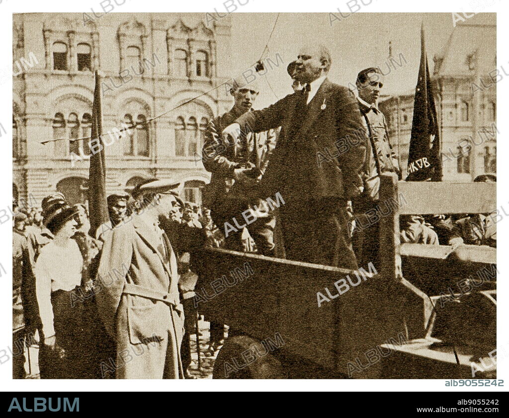 Vladimir Lenin on Red Square during the holiday of the Vsevobuch troops (general military training). Speech by Samuel T. 1919, May 25. Moscow. Photographer - A. Levitsky.
