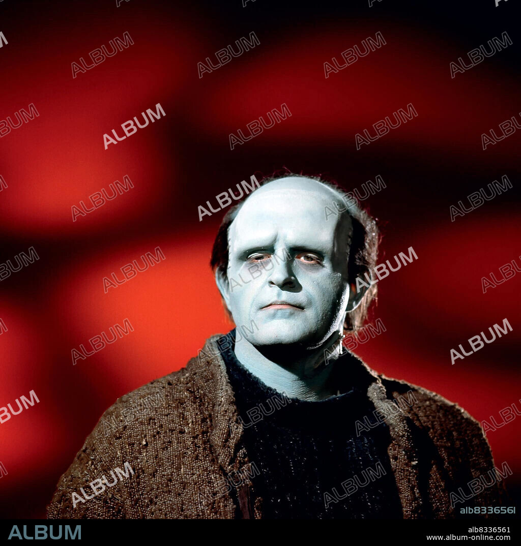 PETER BOYLE in YOUNG FRANKENSTEIN, 1974, directed by MEL BROOKS. Copyright 20TH CENTURY FOX.