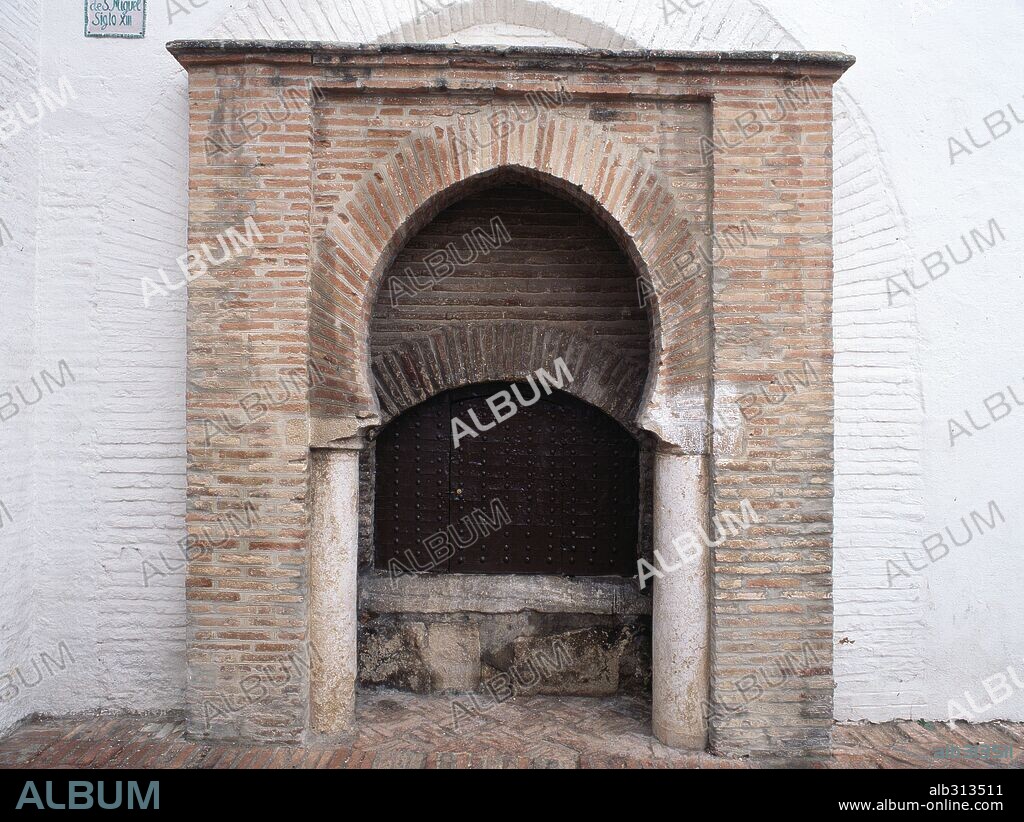 Aljibe de San Miguel. Granada.España.