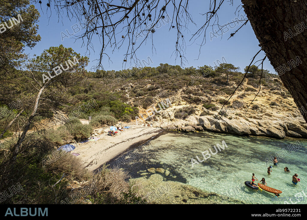 Caló de sa Nostra Dama, Calviá, Mallorca, Balearic Islands, Spain.
