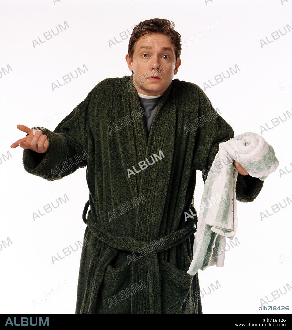 MARTIN FREEMAN en LA GUÍA DEL AUTOESTOPISTA GALÁCTICO, 2005 (THE HITCHHIKER'S GUIDE TO THE GALAXY), dirigida por GARTH JENNINGS. Copyright TOUCHSTONE PICTURES / LACOMBE, BRIDGETTE.